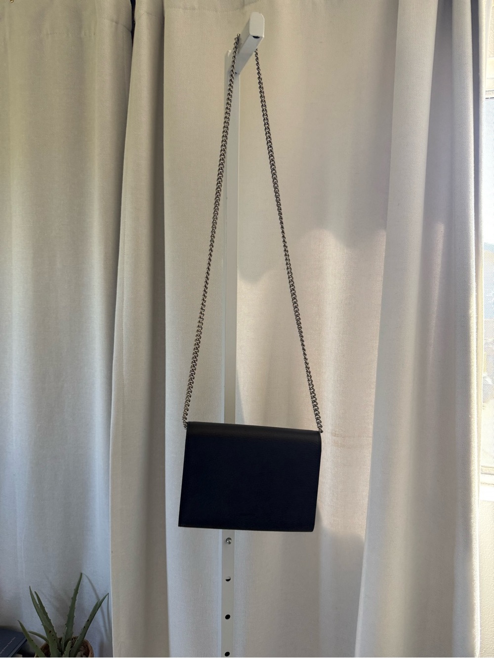 Gucci Dionysus Black Textured Leather Clutch with Decorative Buckle FIRM PRICE - Picture 10 of 15